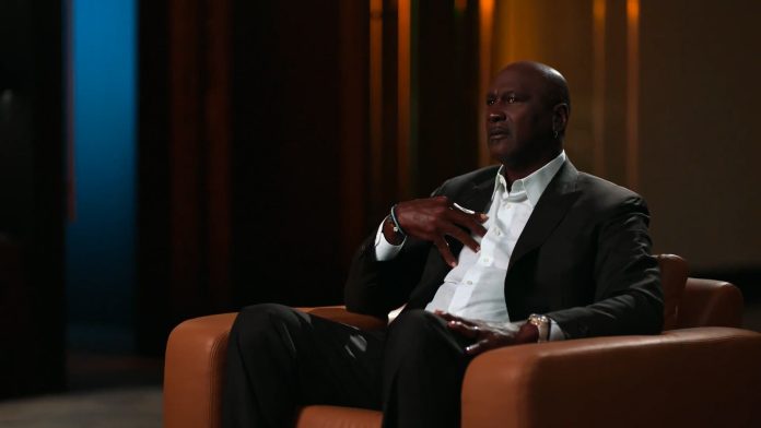 El dardo de Michael Jordan a las actuales estrellas de la NBA: “Juegan tres horas por día, ¿qué hacen las otras 21?»