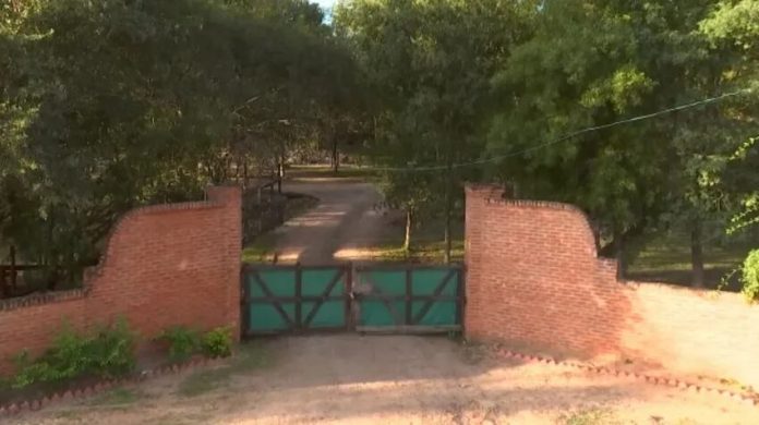 El gobernador de Chaco envió un proyecto a la Legislatura para expropiar la chanchería que pertenece al Clan Sena