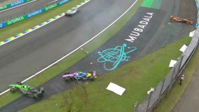 La explicación de Antonelli tras el triple despiste de Colapinto, Piastri y Hülkenberg: “Se derramó mucha agua a la pista”