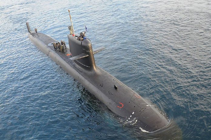 Milei confirmó que Argentina quiere comprarle submarinos a Francia: la trama y los detalles del operativo