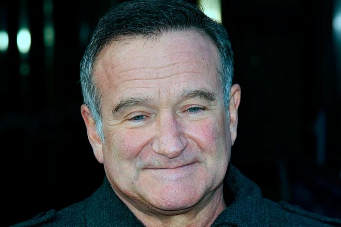 La hija de Robin Williams pide que le dejen de enviar videos de su padre generados por IA
