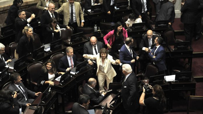 Así reaccionó el arco político a la sanción de la reforma laboral en el Senado