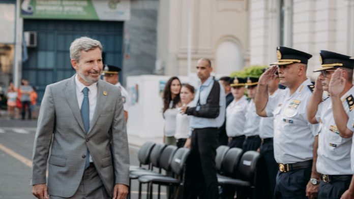 Entre Ríos dio un aumento a su Policía para evitar un “efecto contagio” de Santa Fe