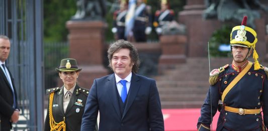 Javier Milei encabezó un acto en homenaje por el aniversario del nacimiento de José de San Martín