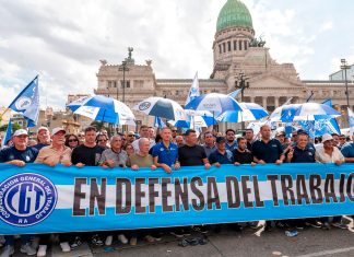 La CGT adelantó una reunión para debatir un paro general de 24 horas contra la reforma laboral