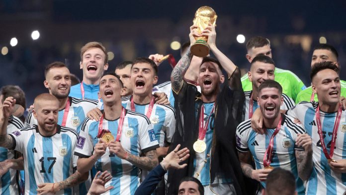 La insólita revelación de un ex jugador del Barcelona sobre un campeón del mundo con Argentina: “Se probó y era muy malo”