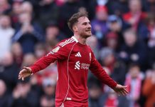 Los goles de Alexis Mac Allister y Taty Castellanos en el triunfo 5-2 del Liverpool sobre West Ham en la Premier League