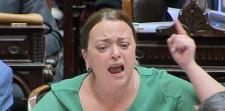 “Quedaste grabada, pedazo de loca“: los fuertes cruces en el inicio del debate por la reforma laboral en Diputados