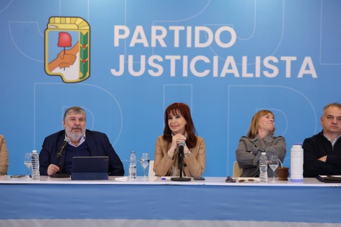 Recrudece la interna justicialista: el PJ de CFK apuntó contra los peronistas que votaron la reforma laboral