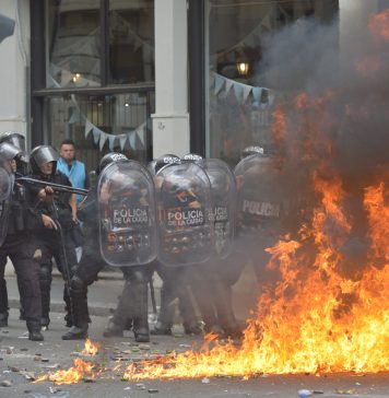 Reforma laboral: todas las fotos y videos de los incidentes en el Congreso de la Nación