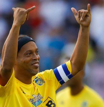 Ronaldinho sorprendió al revelar la razón por la que ya no puede ver partidos completos tras su retiro
