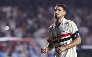 Sorpresa: un ex goleador de Boca Juniors fue ofrecido a River Plate y está siendo evaluado por Gallardo