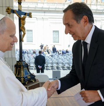 El gobierno porteño invitó formalmente al Papa León XIV a visitar la ciudad de Buenos Aires