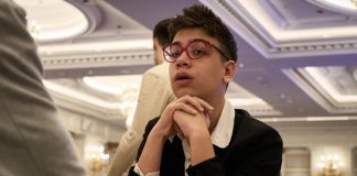 Faustino Oro salvó su invicto en el Open de Moscú y mantiene el sueño de convertirse en gran maestro