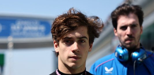 Franco Colapinto explicó la diferencia de rendimiento que tuvo con Pierre Gasly en el inicio del Gran Premio de China de Fórmula 1