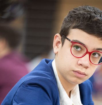 Gran labor de Faustino Oro en el Open de Moscú: igualó sus dos partidas ante grandes maestros de India y Rusia