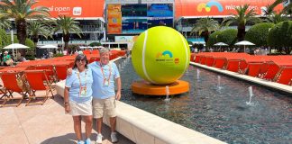 La pareja de argentinos que convirtió al Miami Open en un ritual de vida: viajan como voluntarios desde hace más de 20 años