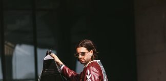 Un lujoso Lamborghini y una exclusiva campera de edición limitada: la glamorosa llegada de una estrella de Hungría al entrenamiento