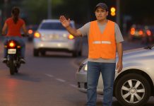 El Gobierno de Córdoba promulgó la ley que prohíbe a los cuidacoches, limpiavidrios y las picadas