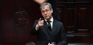 El radicalismo propone reformar las primarias, con voto optativo y sin financiamiento estatal