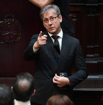 El radicalismo propone reformar las primarias, con voto optativo y sin financiamiento estatal