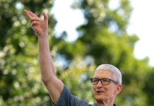 Tim Cook, el CEO de Apple, le pide a los usuarios que usen menos el iPhone