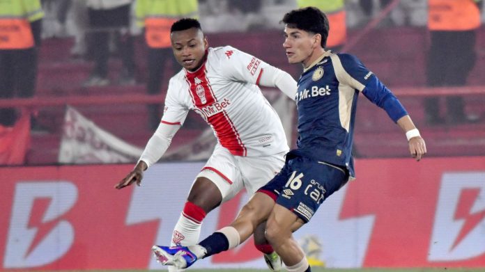 Argentinos Juniors y Huracán se enfrentarán por el pase a las semifinales del Torneo Apertura: hora, TV y formaciones