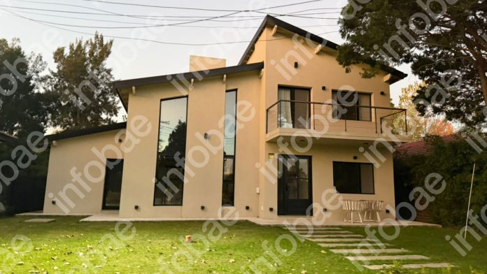 Así es la casa que alquiló Manuel Adorni durante 18 meses en el country Indio Cuá por 21