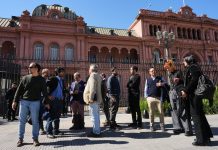 El Gobierno habilitó el ingreso de periodistas a Casa Rosada y Adorni retomará las conferencias de prensa