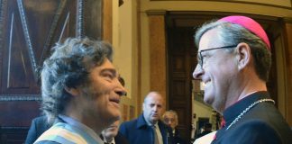 El mensaje del arzobispo García Cuerva antes del tedeum: “Qué difícil es hablar y respetar la diversidad en tiempos de intolerancia”