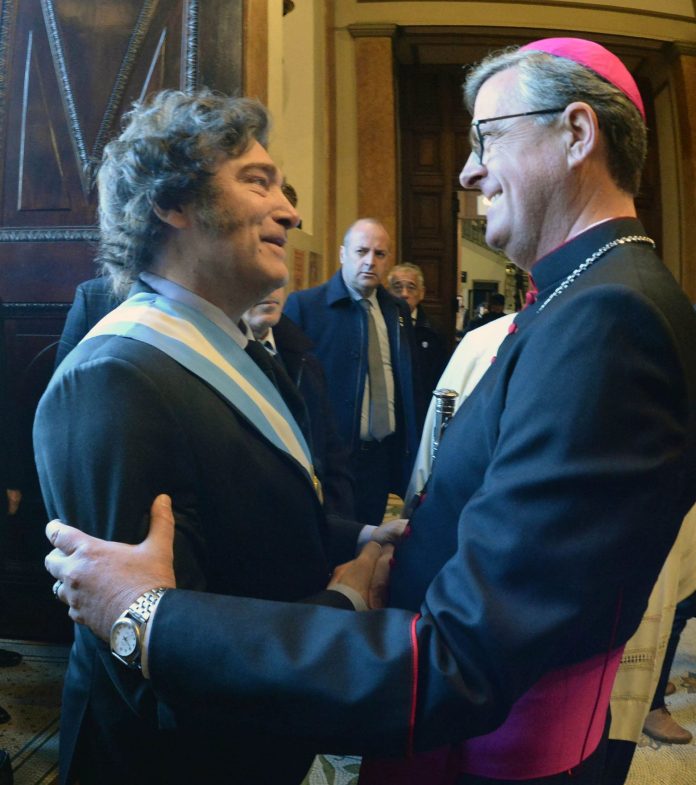 El mensaje del arzobispo García Cuerva antes del tedeum: “Qué difícil es hablar y respetar la diversidad en tiempos de intolerancia”