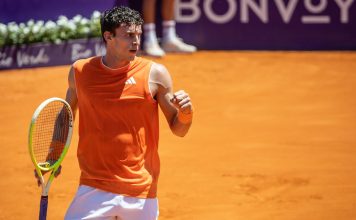 Juan Manuel Cerúndolo ganó dos veces en un mismo día en Bordeaux y se metió en semifinales