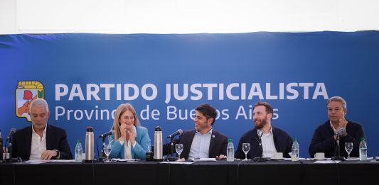 Kicillof estará con Julio Alak en un acto del PJ Bonaerense y enviará una señal en la pelea por su sucesión