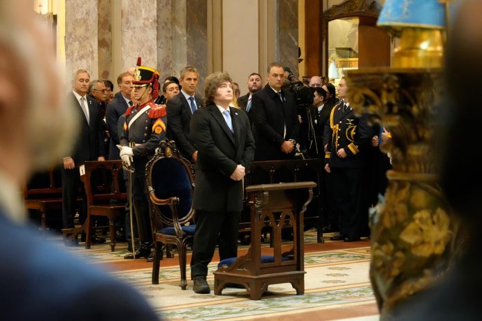 La expectativa por la visita del Papa ordena el vínculo del Gobierno con la Iglesia, pero persisten las diferencias