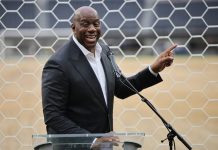 Magic Johnson usó el ejemplo de Michael Jordan para criticar la gestión física en la NBA: “Casi nunca se perdía un encuentro”