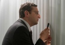 Qué ver en HBO Max: 4 comedias ácidas
