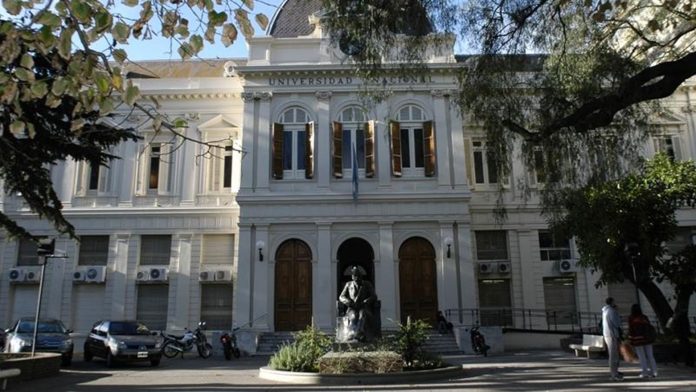 Tras la marcha en reclamo por los fondos, la Universidad Nacional de La Plata anunció otra semana de paro