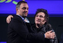 Una encuesta confirma que el caso Adorni impactó negativamente entre los votantes de Javier Milei