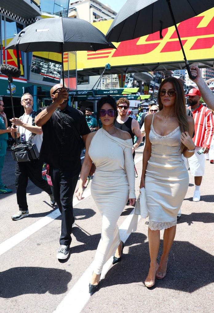 El desplante de Kim Kardashian a una ex figura de la Fórmula 1 y la reacción de su guardaespaldas durante el GP de Mónaco: “No me empujes”
