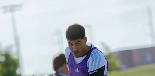 El emotivo video de Exequiel Palacios con su familia antes de viajar al Mundial con la selección argentina