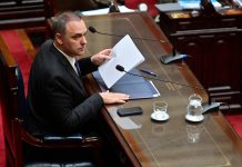 El peronismo en el Senado apura una sesión única para interpelar y votar la destitución de Adorni