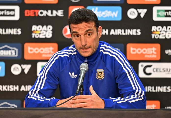 El reemplazante de Balerdi, los elogios a Beltrán y la molestia de Julián Álvarez: 6 frases de Scaloni tras la victoria de Argentina