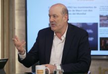 Federico Sturzenegger irá esta tarde al Senado para defender la ley de Sociedades