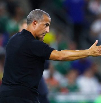 Impacto en el Mundial 2026: se confirmó el despido de un entrenador tras ser goleado en el debut