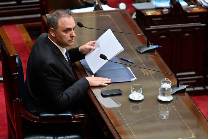 La extitular de la UIF sostuvo que el accionar de Adorni podría configurar el delito de “lavado de activos”