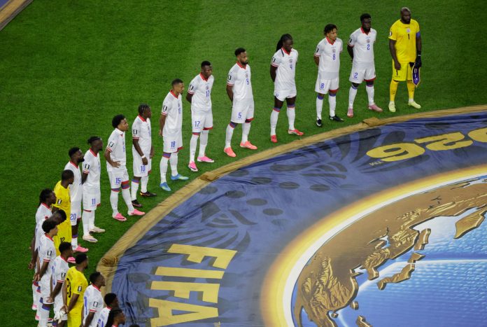 La inédita historia de Haití: de su triunfo perdido contra Brasil al periplo de jugar fuera del país para clasificar al Mundial