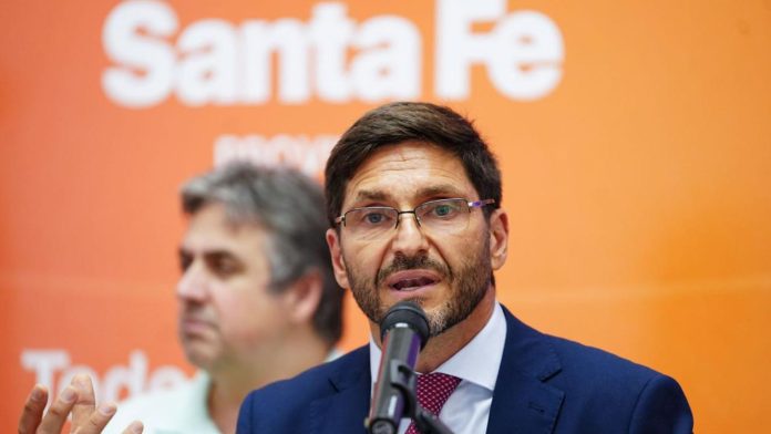 Maximiliano Pullaro, gobernador de Santa Fe: “Si Manuel Adorni fuera funcionario mío, no estaría desde hace rato en su cargo”
