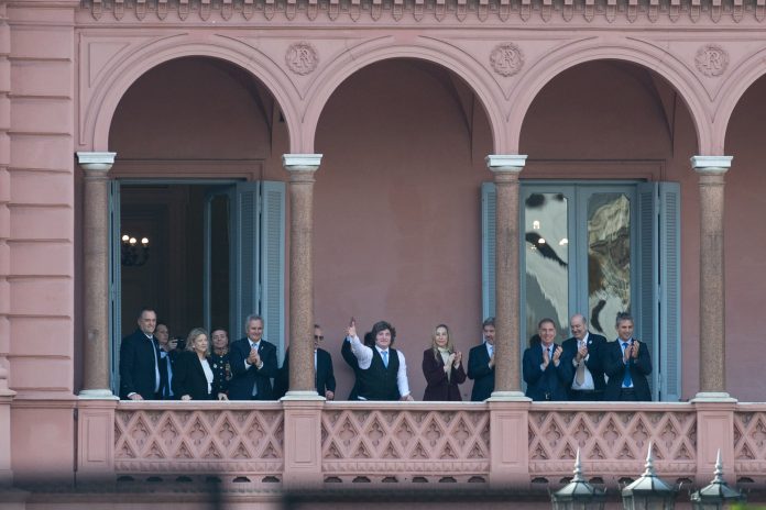 “No creo que se animen”: el mensaje interno que circuló en el Gobierno para que los funcionarios no planeen viajes al Mundial