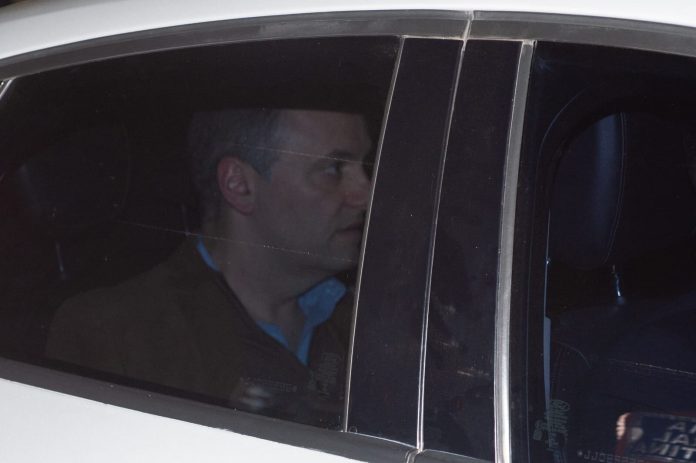 Nuevo gesto de respaldo: Manuel Adorni desayuna con Javier Milei en la Quinta de Olivos y evalúa llamar a la mesa política la próxima semana