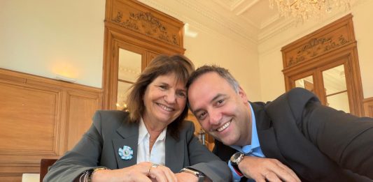 Patricia Bullrich, el PRO y la UCR definen si Adorni enfrenta una moción de censura en el Senado